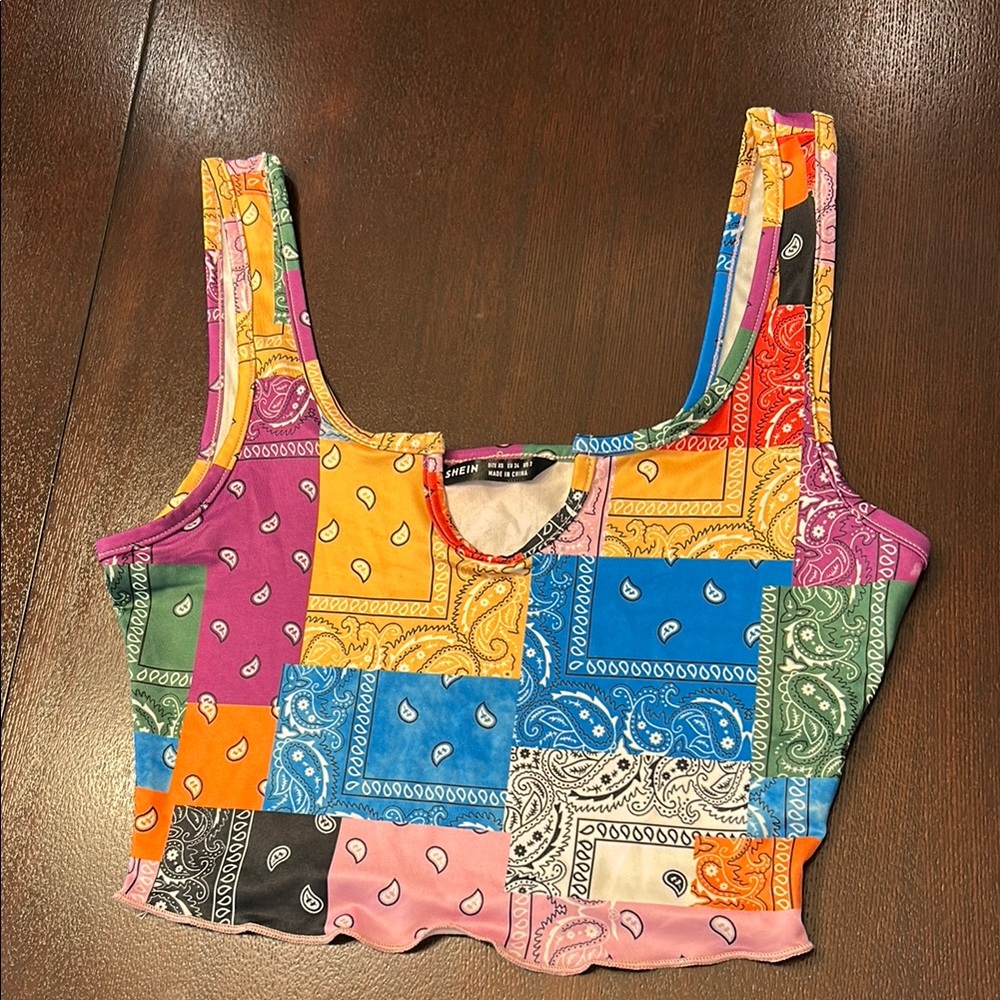 SHEIN Gold and Pink Sleeveless Crop Tank Top